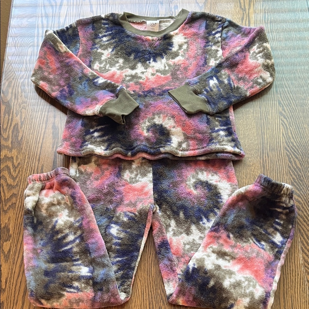 Cozy Kids Tie-Dye Matching Set